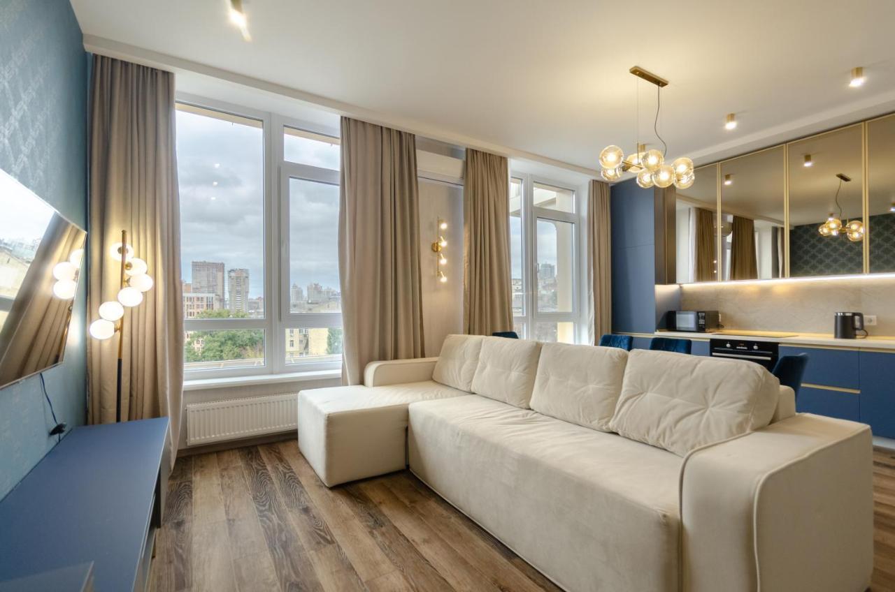 Petrovdom Ж38 In Luxury Apartments At 68 Zhylyanska Street,38 Perlyna Kijev Kültér fotó