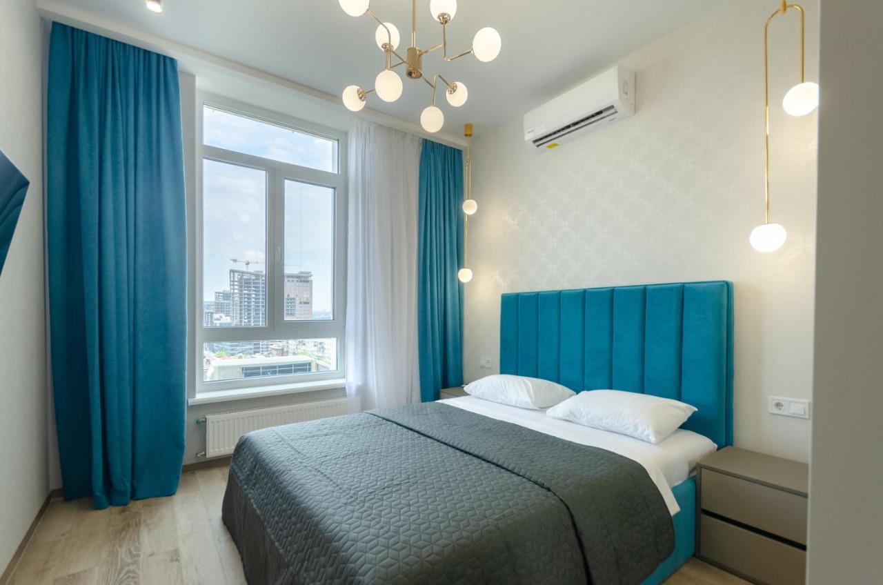 Petrovdom Ж38 In Luxury Apartments At 68 Zhylyanska Street,38 Perlyna Kijev Kültér fotó