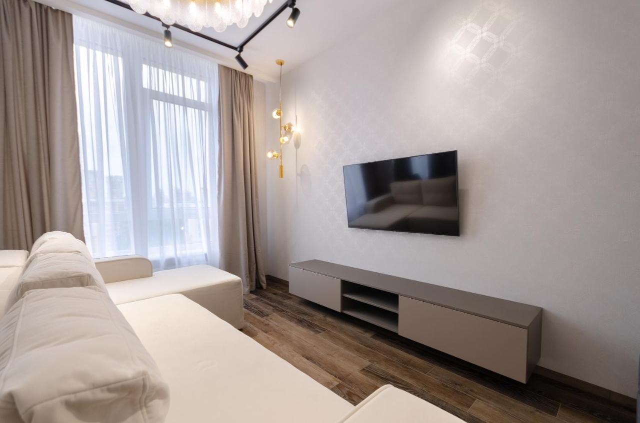 Petrovdom Ж38 In Luxury Apartments At 68 Zhylyanska Street,38 Perlyna Kijev Kültér fotó