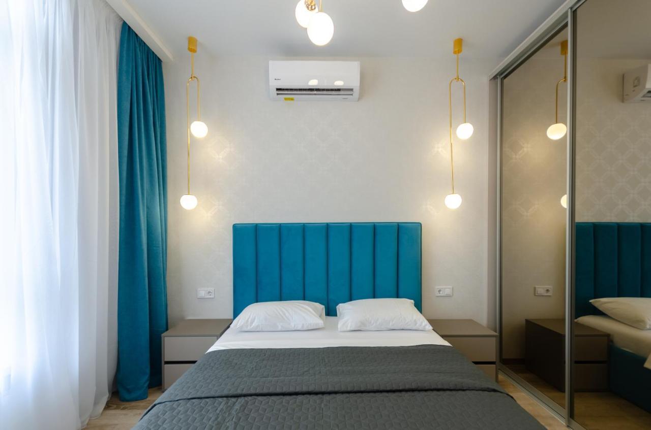 Petrovdom Ж38 In Luxury Apartments At 68 Zhylyanska Street,38 Perlyna Kijev Kültér fotó