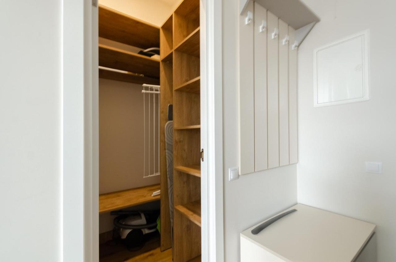 Petrovdom Ж38 In Luxury Apartments At 68 Zhylyanska Street,38 Perlyna Kijev Kültér fotó