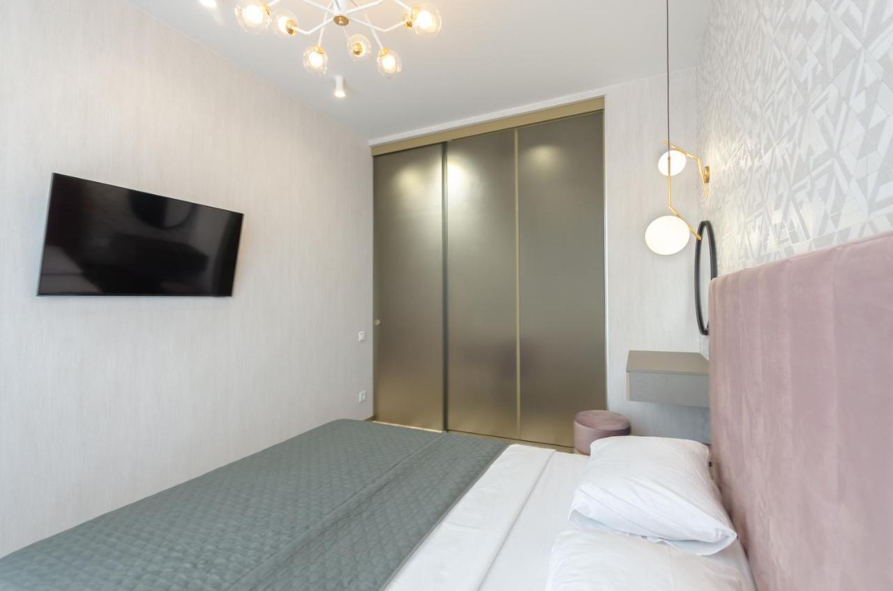 Petrovdom Ж38 In Luxury Apartments At 68 Zhylyanska Street,38 Perlyna Kijev Kültér fotó